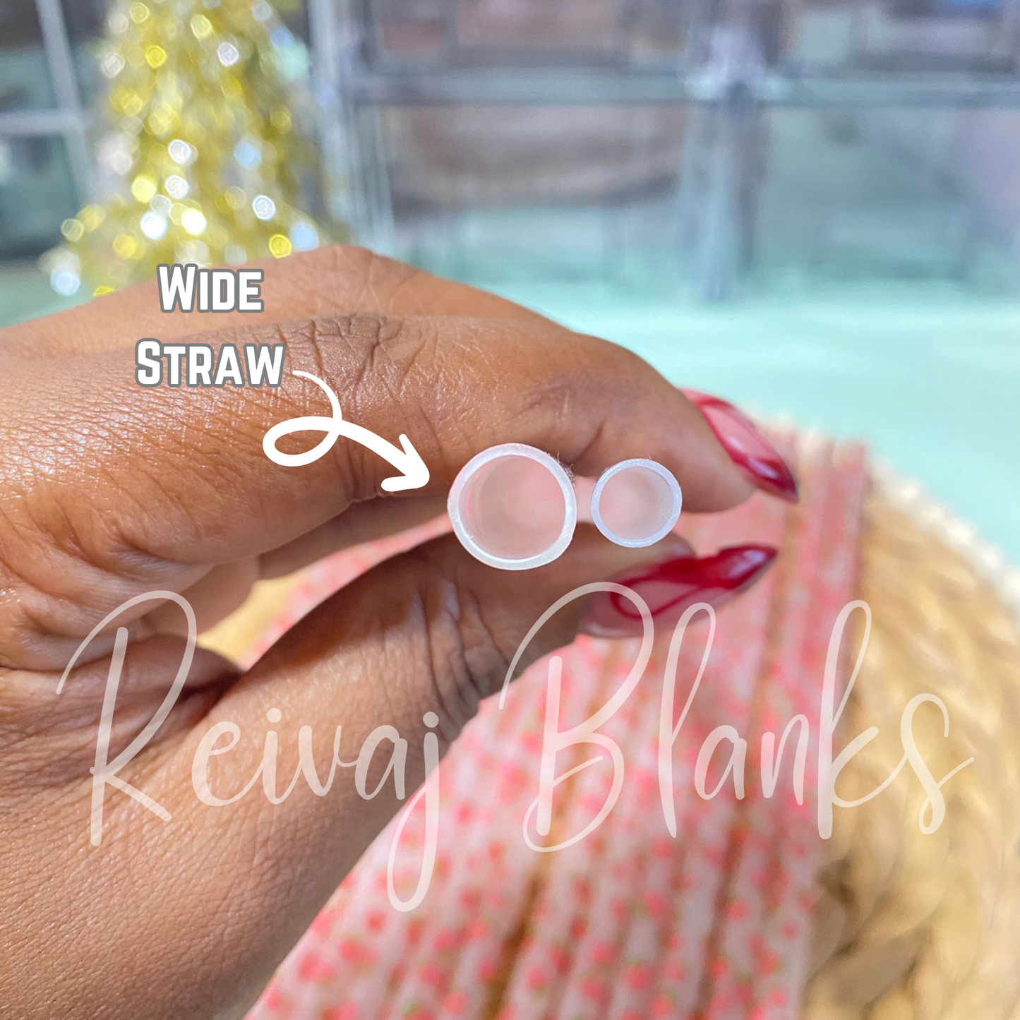STRAWBERRIES COLOR CHANGING STRAW 11-12 INCH