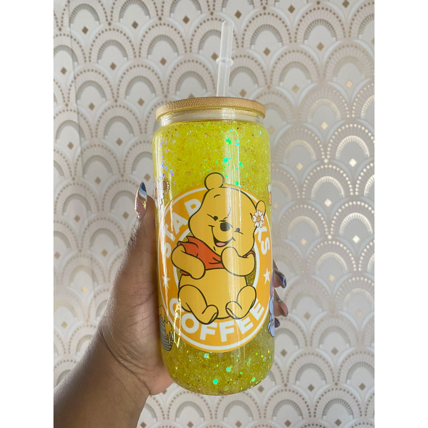 POOH SNOWGLOBE GLASS CAN 16 OZ
