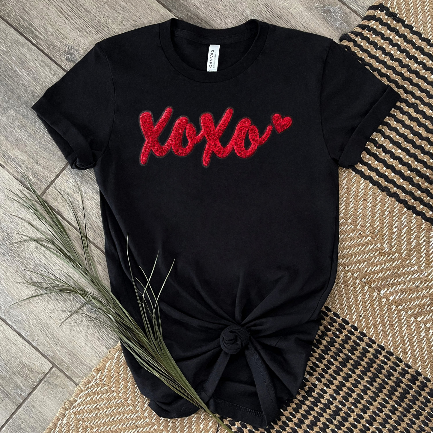 SEQUINS RED XOXO T-SHIRT