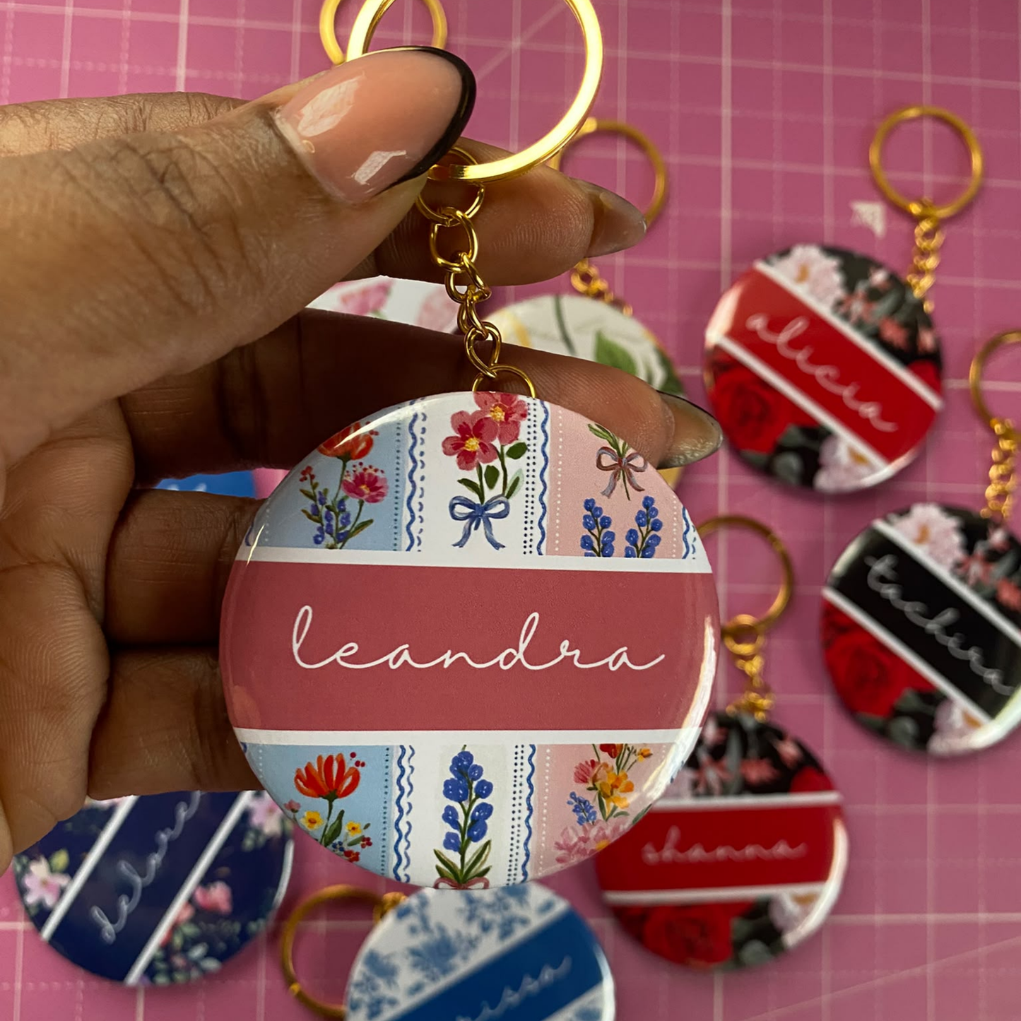 CUSTOM MIRROR KEYCHAIN